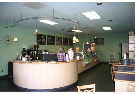 High Traffic Coffee house/ bakery/deli with good sales and great location