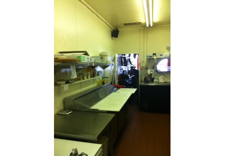 Bar-Pizzeria, Pacific Beach location, great rent, high traffic, beer and wine. 