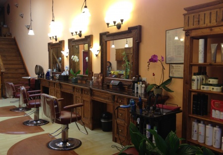 Full Service Beauty Salon with Loft on Ventura Blvd.