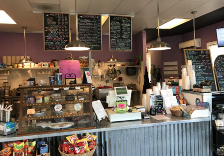 Established Juice bar, coffee, tea and smoothies and sandwiches
