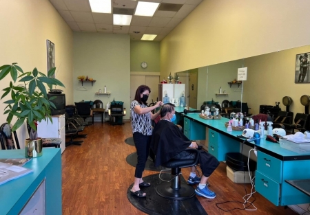 Hair salon for sale in Alameda on shopping plaza with ample parking